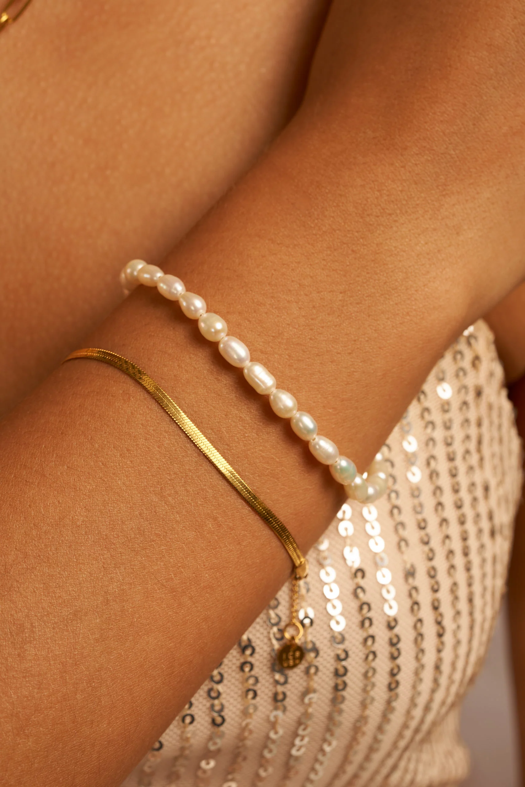 Sleek Armband - Image 13